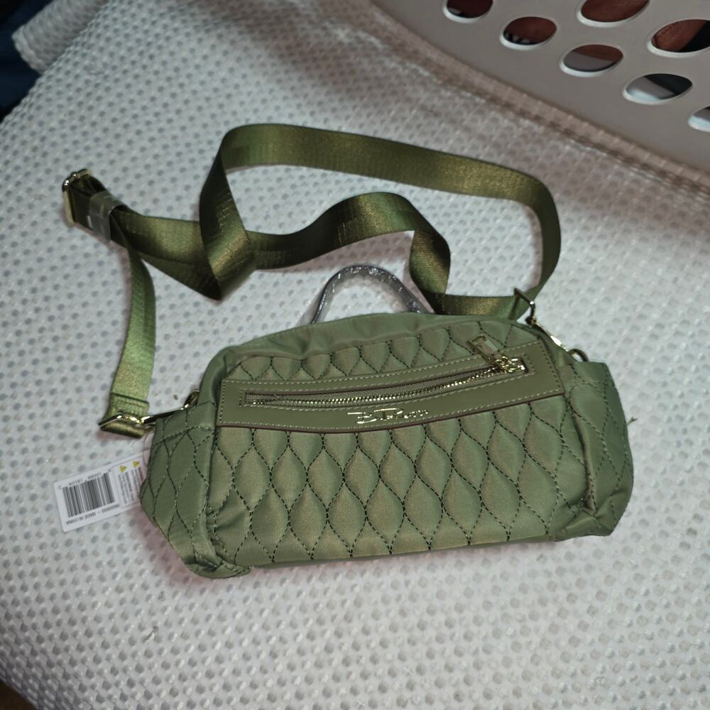 BELLA RUSSO NWT CROSSBODY BAG